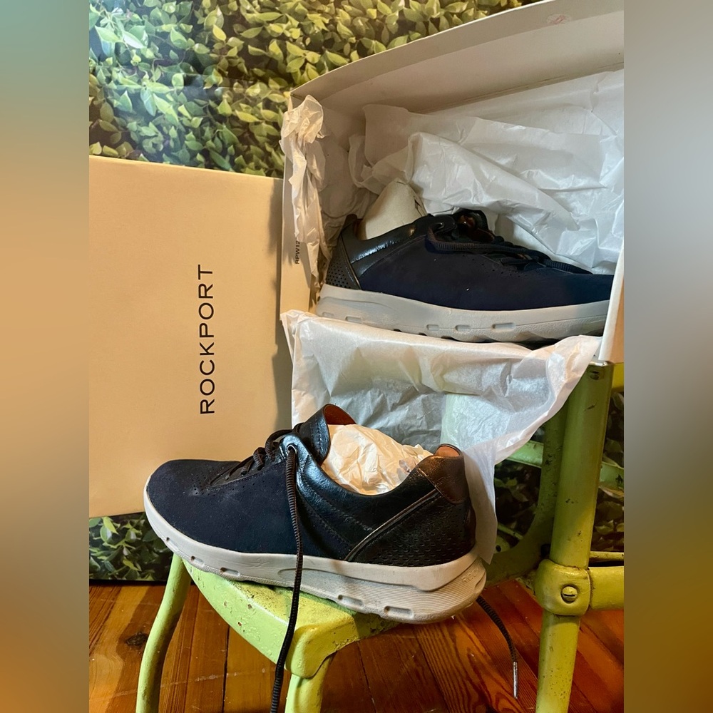 Rockport Women's Let's Walk Ubal Comfort Shoe Navy